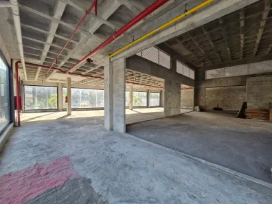 Galpão / Depósito / Armazém à venda, 320m² no Jacarepaguá, Rio de Janeiro