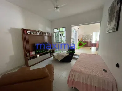 Casa com 4 Quartos para alugar, 300m² no São José, Aracaju