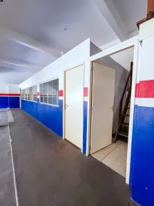 Loja / Salão / Ponto Comercial à venda, 229m² no Bingen, Petrópolis
