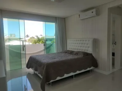 Casa com 5 Quartos à venda, 345m² no Centro, Camaçari