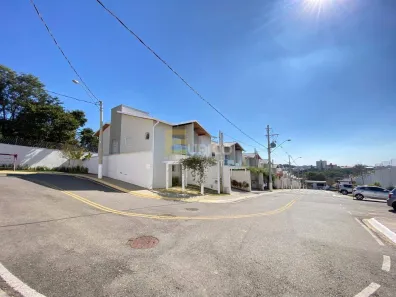 Casa de Condomínio com 3 Quartos para alugar, 112m² no Pinheirinho, Vinhedo