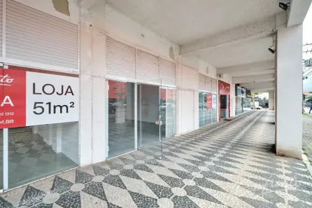 Loja / Salão / Ponto Comercial para alugar, 58m² no Bacacheri, Curitiba