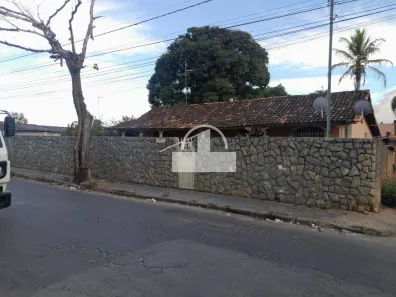 Casa com 3 Quartos para alugar, 200m² no Catarina, Sete Lagoas