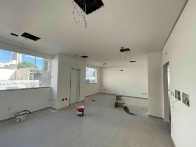 Conjunto Comercial / Sala para alugar, 38m² no Centro, Chapecó
