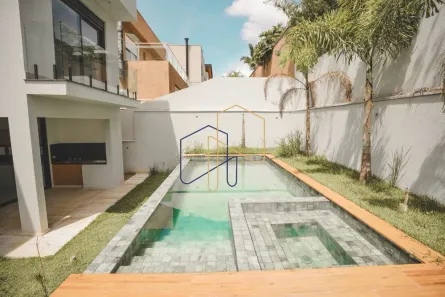 Casa com 4 Quartos para venda ou aluguel, 420m² no Tamboré, Santana de Parnaíba
