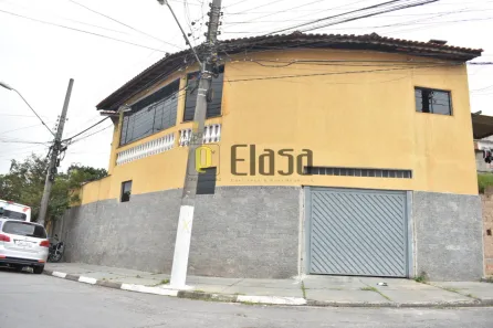 Sobrado com 3 Quartos à venda, 320m² no Parque Paraíso, Itapecerica da Serra