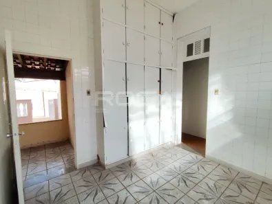 Prédio Inteiro com 5 Quartos para venda ou aluguel, 240m² no Centro, São Carlos