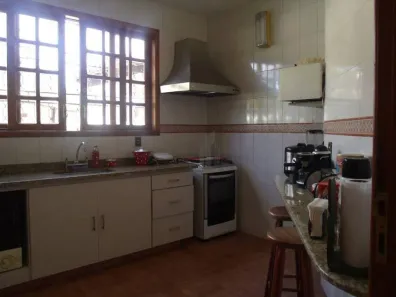 Casa de Condomínio com 2 Quartos à venda, 255m² no Ipiabas, Barra do Piraí
