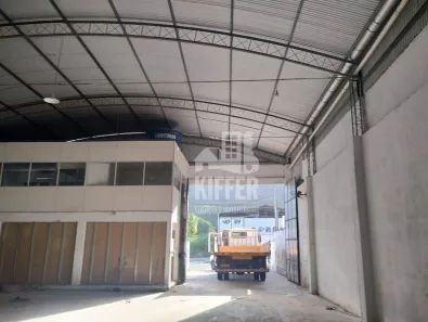 Galpão / Depósito / Armazém à venda, 550m² no Calaboca (Inoã), Maricá
