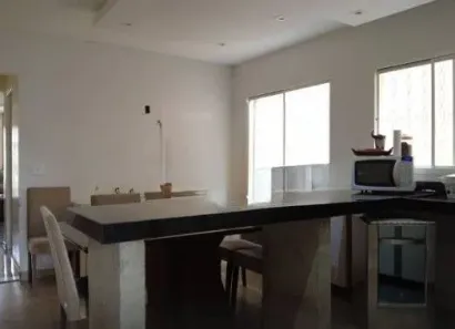 Sobrado com 3 Quartos à venda, 222m² no Vila Curuçá, Santo André