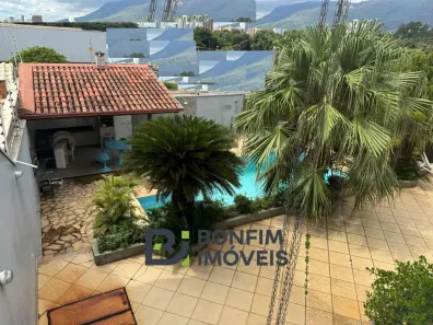 Sobrado com 4 Quartos à venda, 300m² no Santo Agostinho, Governador Valadares