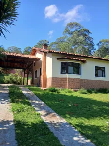 Fazenda / Sítio / Chácara com 3 Quartos à venda, 180m² no Chácara do Carmo, Vargem Grande Paulista