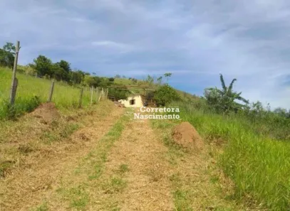 Fazenda / Sítio / Chácara com 2 Quartos à venda, 110m² no Jardim Colinas, Jacareí
