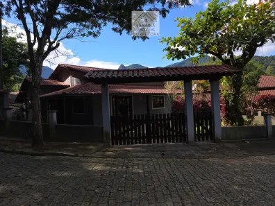 Casa de Condomínio com 2 Quartos à venda, 190m² no Caneca Fina, Guapimirim