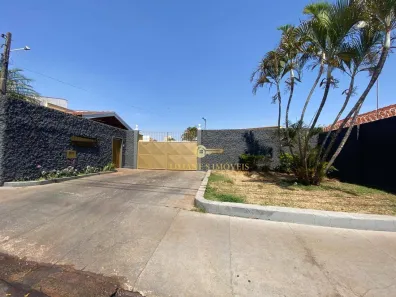 Galpão / Depósito / Armazém à venda, 464m² no Centro, Araraquara