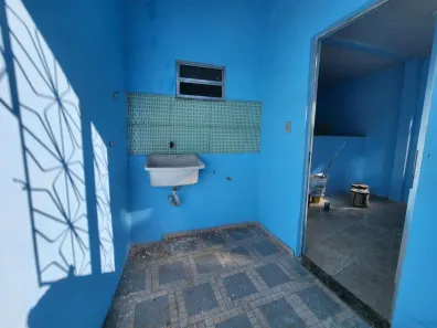 Kitnet com 1 Quarto para alugar, 32m² no Vila Sarapuí, Duque de Caxias