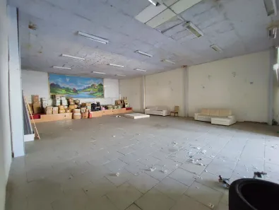Galpão / Depósito / Armazém com 2 Quartos à venda, 218m² no Centro, Nilópolis