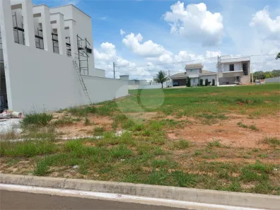 Terreno / Lote / Condomínio à venda, 250m² no Mato Alto, Saltinho
