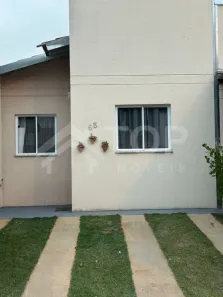 Casa de Condomínio com 2 Quartos para venda ou aluguel, 55m² no Água Vermelha, São Carlos