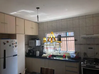 Casa com 2 Quartos para alugar, 91m² no Jardim dos Camargos, Barueri