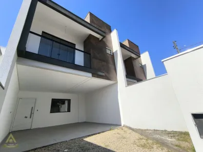 Sobrado com 3 Quartos à venda, 200m² no Água Verde, Blumenau