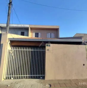 Sobrado com 3 Quartos para venda ou aluguel, 99m² no Pinheiros, Londrina