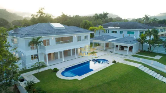 Casa de Condomínio com 4 Quartos à venda, 750m² no Guararú, Guarujá