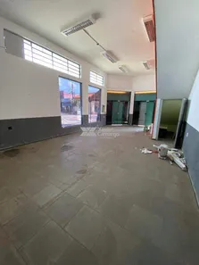 Prédio Inteiro para alugar, 492m² no Zona Central, Rio Claro