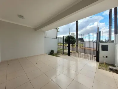 Casa com 3 Quartos para alugar, 105m² no Jardim Itália II, Maringá