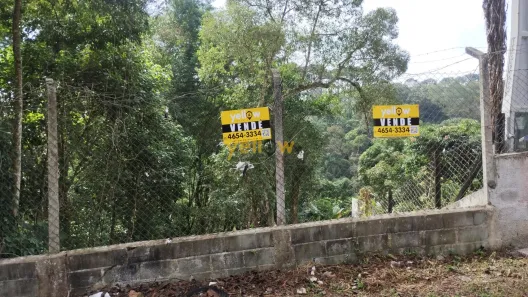 Terreno / Lote / Condomínio à venda, 750m² no Jardim Arujá, Arujá