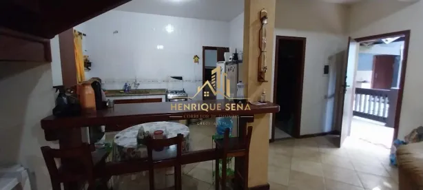 Fazenda / Sítio / Chácara com 2 Quartos à venda, 200m² no Centro, Macaé
