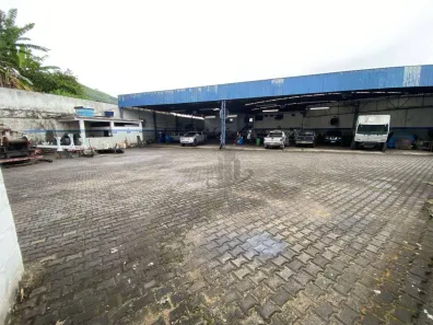 Galpão / Depósito / Armazém à venda, 790m² no Piteiras, Barra Mansa