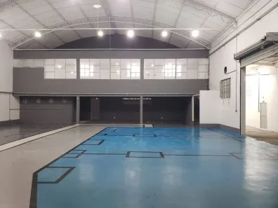 Galpão / Depósito / Armazém para alugar, 571m² no Jardim Fontana, Cotia