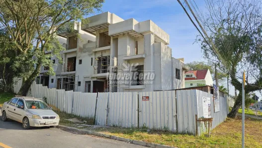 Sobrado com 3 Quartos à venda, 165m² no Xaxim, Curitiba