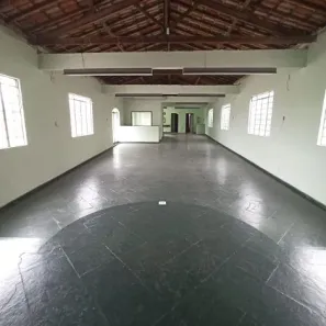 Loja / Salão / Ponto Comercial com 1 Quarto à venda, 200m² no Veneza, Ribeirão das Neves