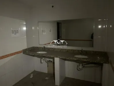 Loja / Salão / Ponto Comercial com 10 Quartos para venda ou aluguel, 550m² no Jardim Vinte e Cinco de Agosto, Duque de Caxias