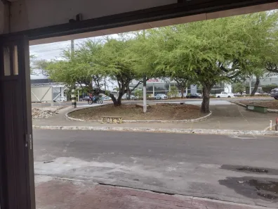 Casa com 6 Quartos à venda, 250m² no Ponto Novo, Aracaju