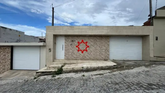 Casa com 2 Quartos à venda, 120m² no Cidade Alta, Caruaru