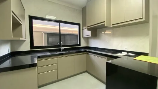 Casa de Condomínio com 3 Quartos à venda, 195m² no Condomínio Portal das Tipuanas, Araraquara