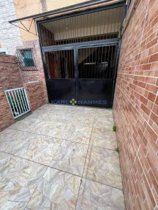 Casa com 2 Quartos à venda, 80m² no Parque Uruguaiana, Duque de Caxias