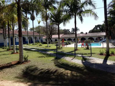 Fazenda / Sítio / Chácara com 6 Quartos para venda ou aluguel, 938m² no Curitibanos, Bragança Paulista