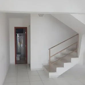 Sobrado com 2 Quartos para venda ou aluguel, 65m² no Vila de Abrantes (Abrantes), Camaçari