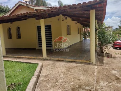 Fazenda / Sítio / Chácara com 4 Quartos à venda, 200m² no Sebandilha, Mairinque