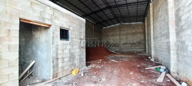 Galpão / Depósito / Armazém para alugar, 200m² no Ideal, Londrina
