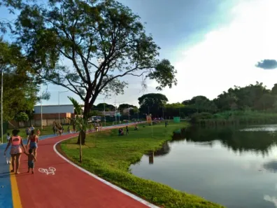 Terreno / Lote / Condomínio à venda, 180m² no Vila Carolina, Rio Verde