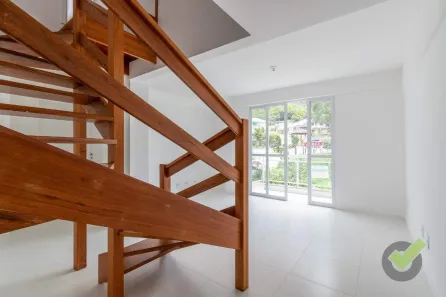 Apartamento com 3 Quartos para alugar, 107m² no Vale dos Pinheiros, Nova Friburgo