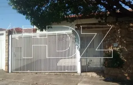 Conjunto Comercial / Sala com 4 Quartos à venda, 430m² no Centro, Araraquara