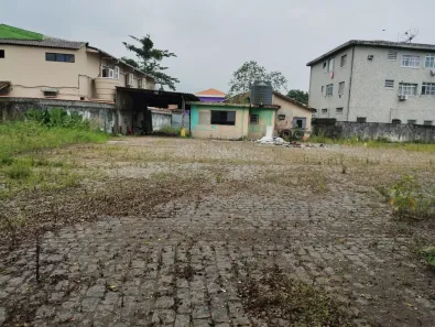 Terreno / Lote / Condomínio à venda, 3000m² no Vila Paulista, Cubatão