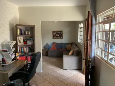 Casa com 3 Quartos à venda, 125m² no Vera Cruz, Londrina