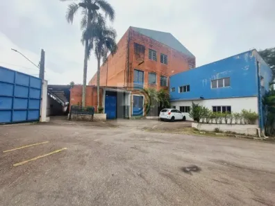 Galpão / Depósito / Armazém para venda ou aluguel, 653m² no Jardim Emília, Embu-Guaçu
